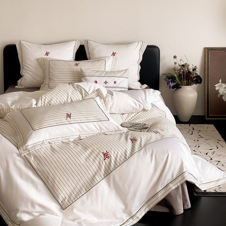 Melody of Roses Bedding Set