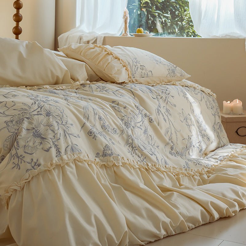Glow Custard Fleur - de - lis Bedding Ensemble - Bedding - Delicors
