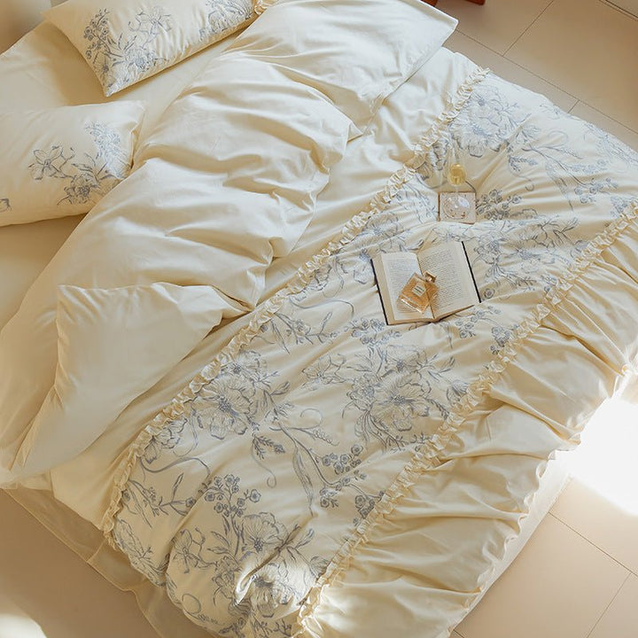 Glow Custard Fleur - de - lis Bedding Ensemble - Bedding - Delicors