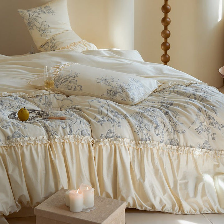 Glow Custard Fleur - de - lis Bedding Ensemble - Bedding - Delicors
