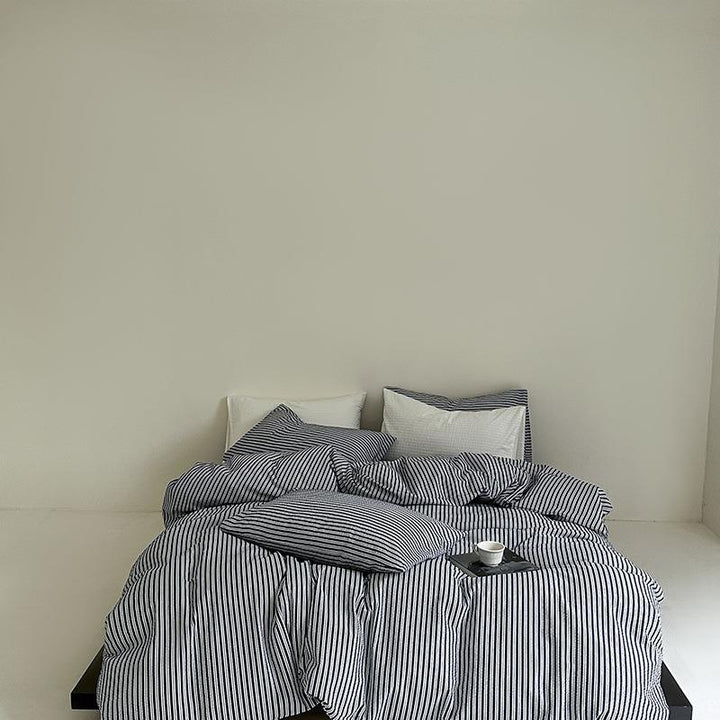 Minimal Stripe Bedding Set -Bedding- Delicors