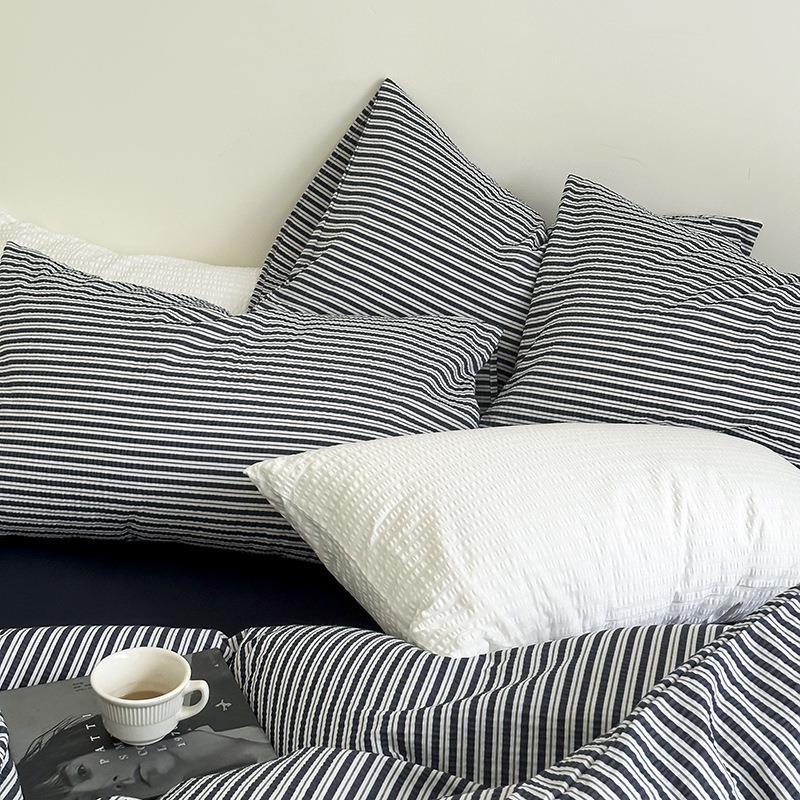 Minimal Stripe Bedding Set -Bedding- Delicors