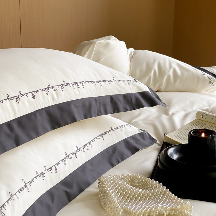 Monochrome Grid Bedding Set - Bedding - Delicors
