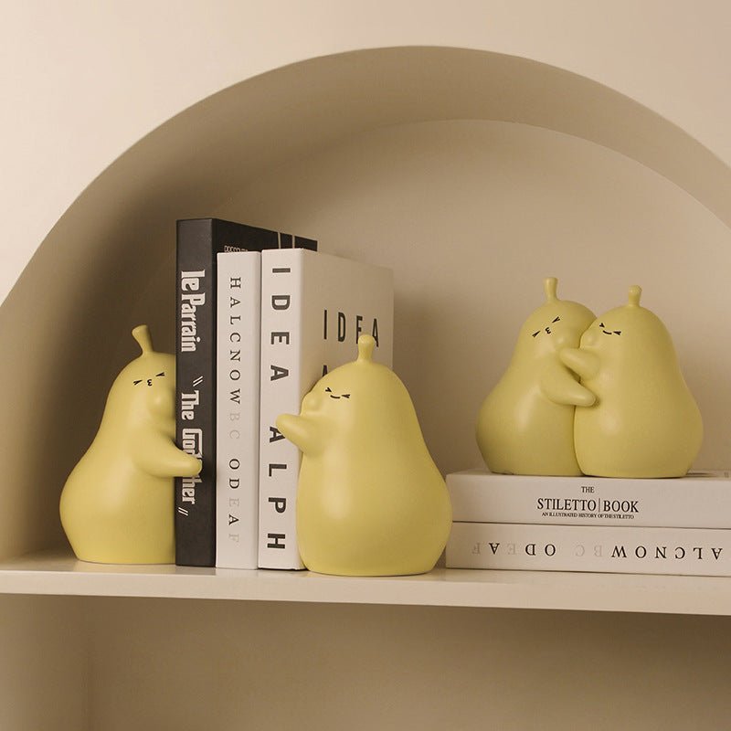 Need A Hug Bookend Pals - Book holder - Delicors