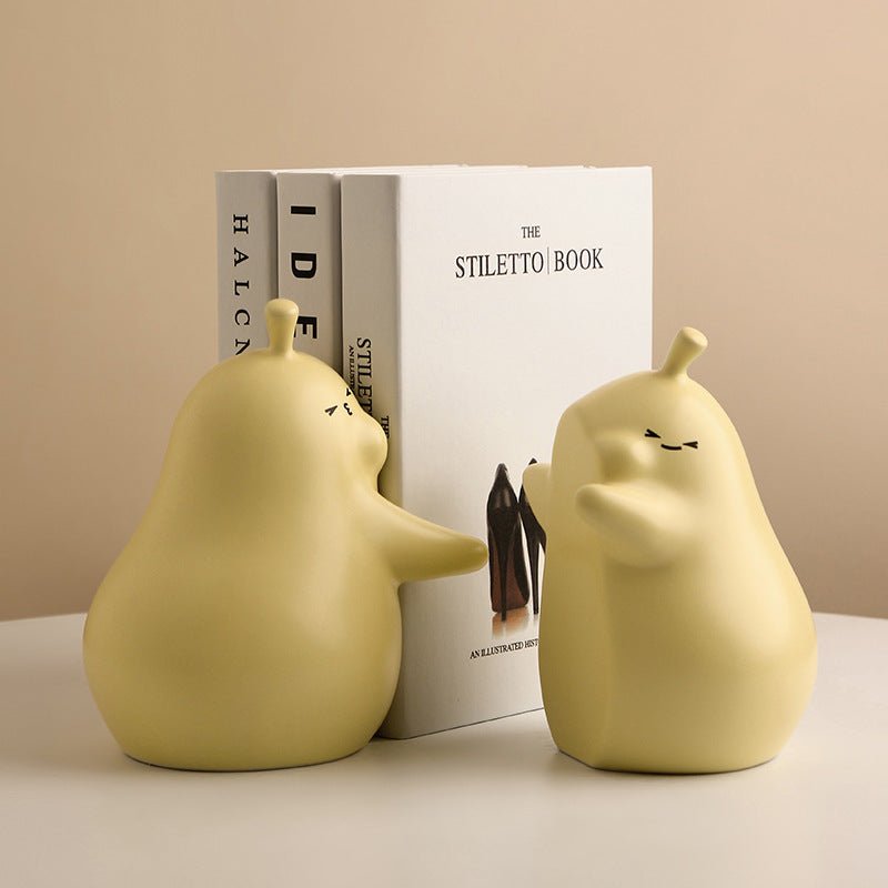 Need A Hug Bookend Pals - Book holder - Delicors