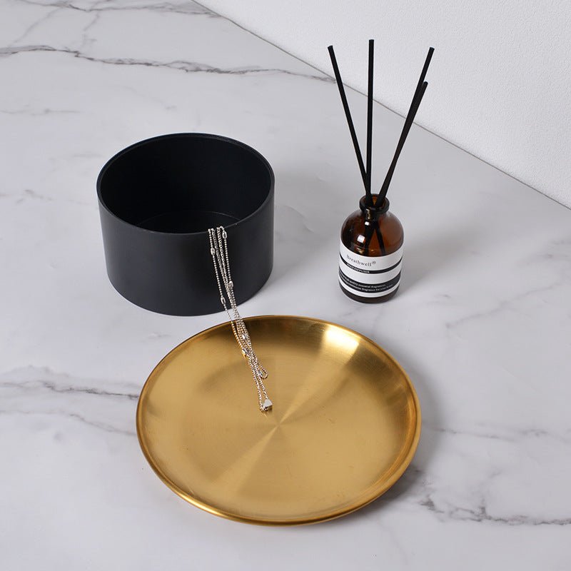 Nordic Gold Round Tray - Tray - Delicors