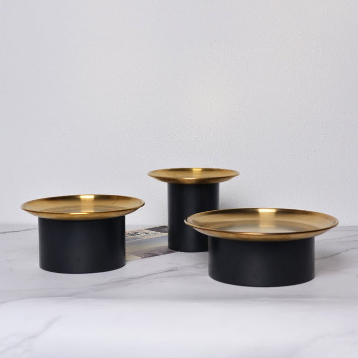 Nordic Gold Round Tray - Tray - Delicors