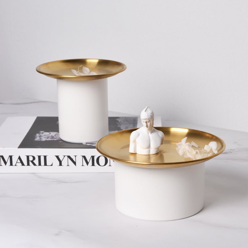 Nordic Gold Round Tray - Tray - Delicors