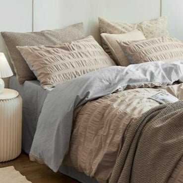 Plush Puff Bedding Set - Bedding - Delicors