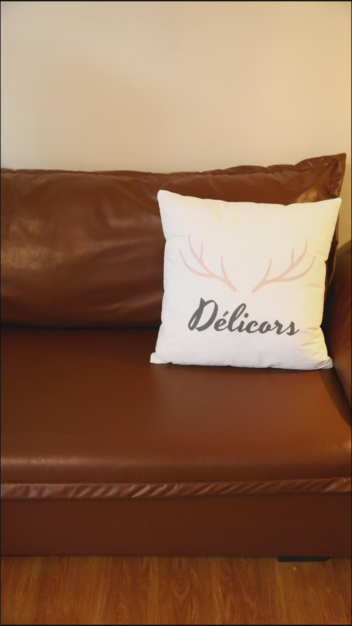 Animal World Cushion - Delicors