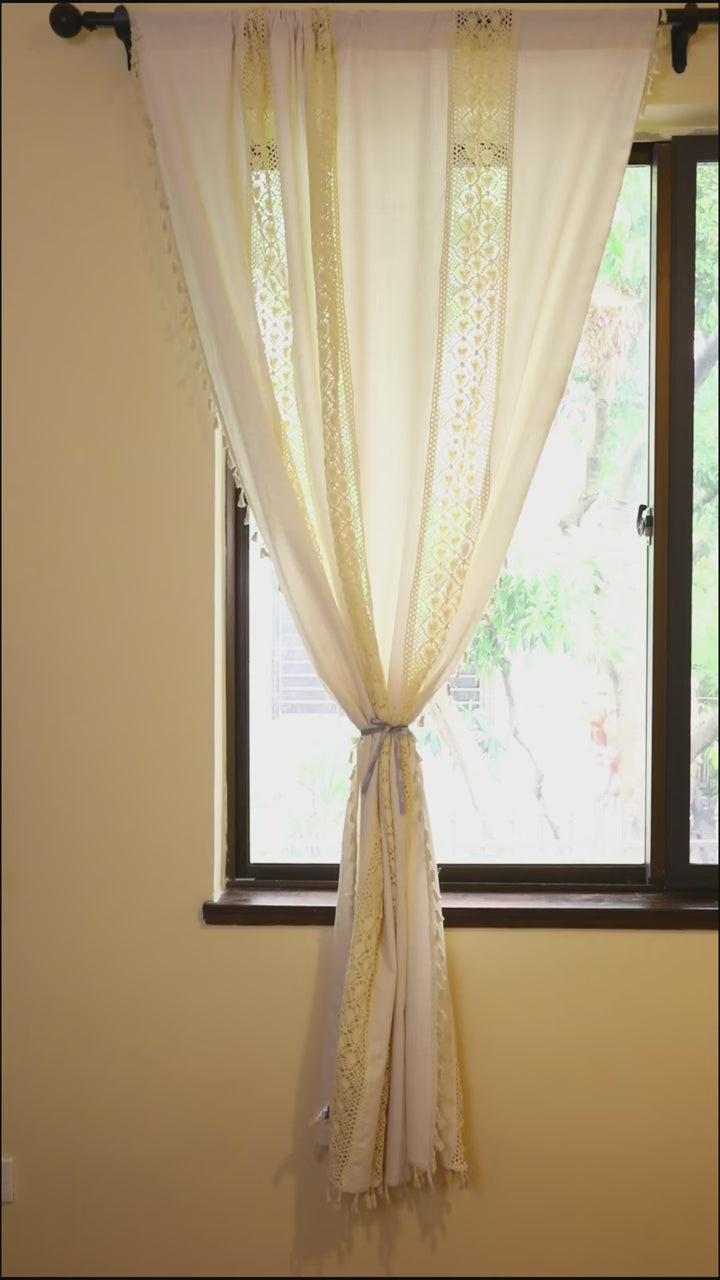 Chic beige curtain panel design