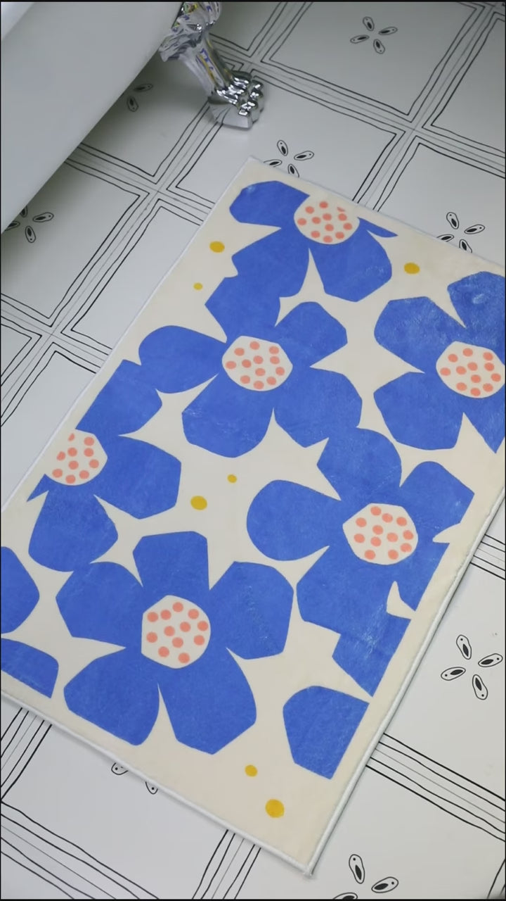 Retro Daisy Bath Mat - Blue - Delicors