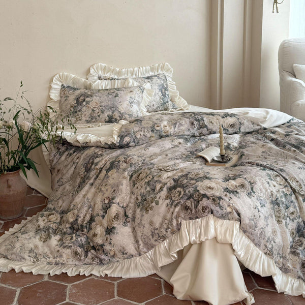 Berlin Floral Diary Bedding Set