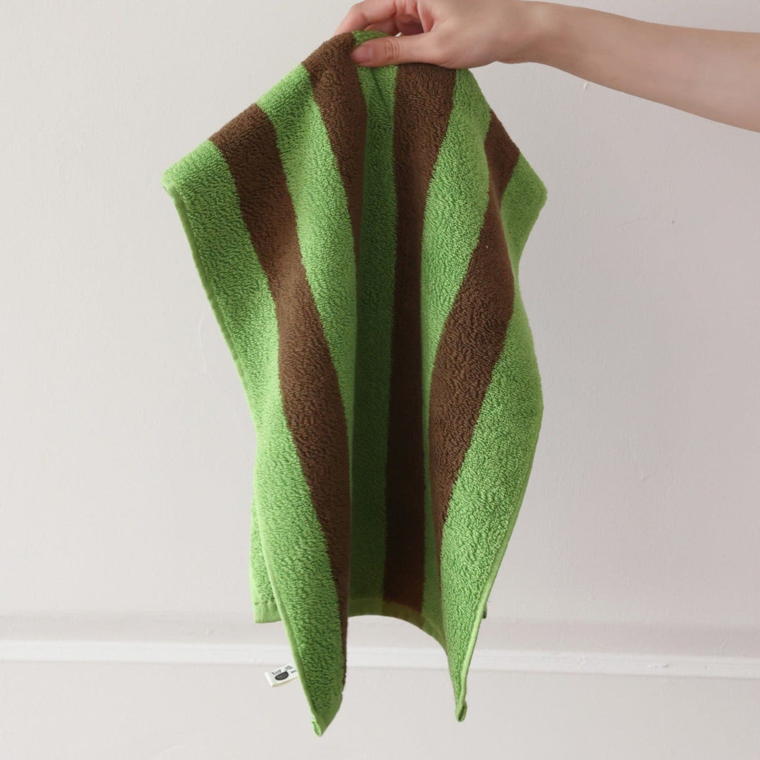 Retro Striped Beach Towel - Towel - Delicors