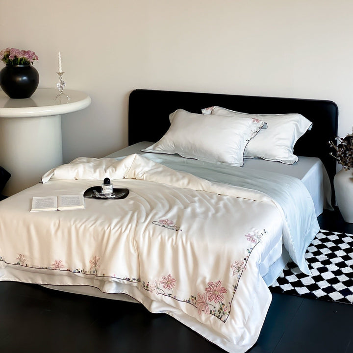 Silk Lily Bedding Set - Bedding - Delicors