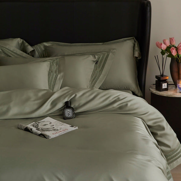 Silky Sanctuary Bedding Set - Bedding - Delicors
