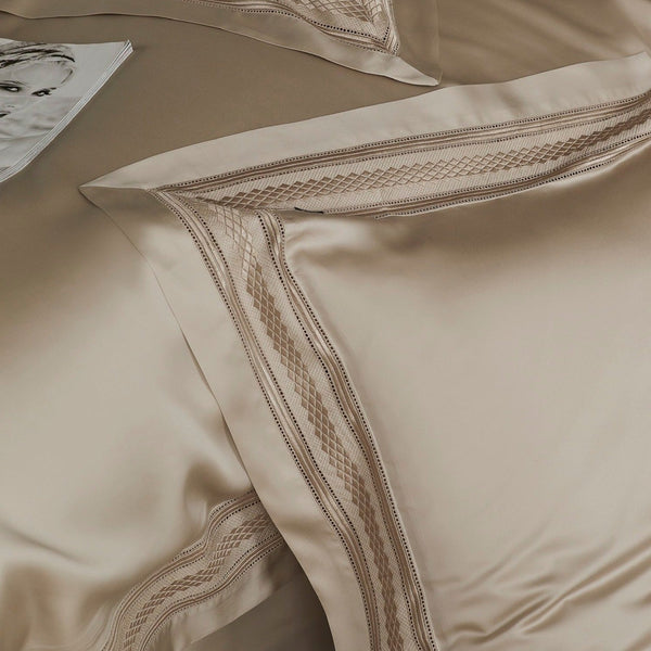 Silky Sanctuary Bedding Set - Bedding - Delicors