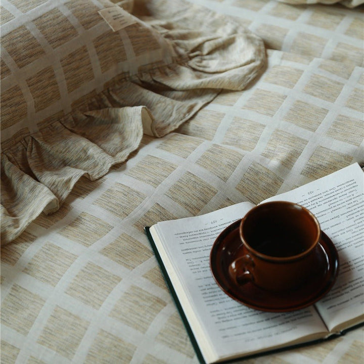 Tea Checkered Bedding Set