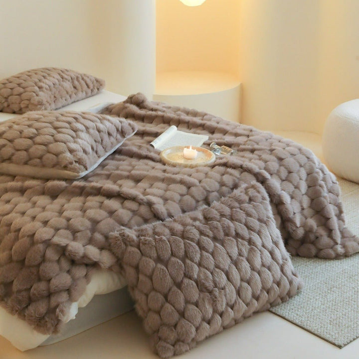 Warm Fur Blanket -Throw- Delicors