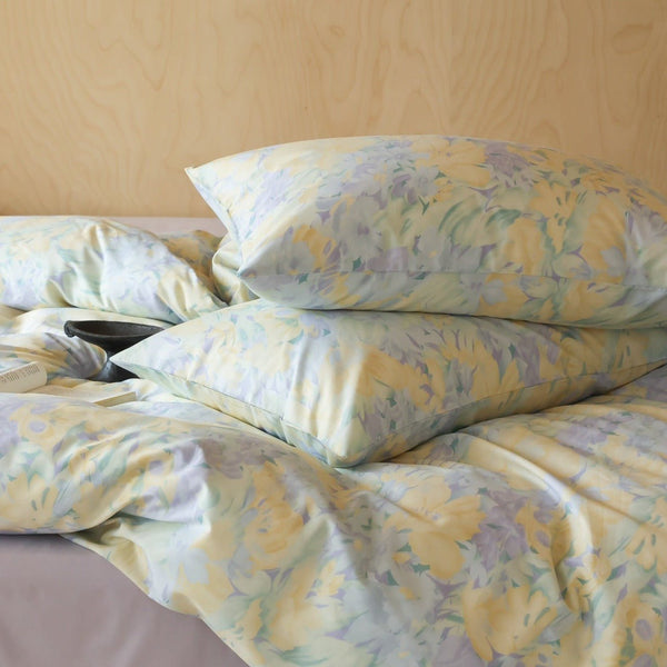 Watercolour Flower Shades Bedding Set - Bedding - Delicors