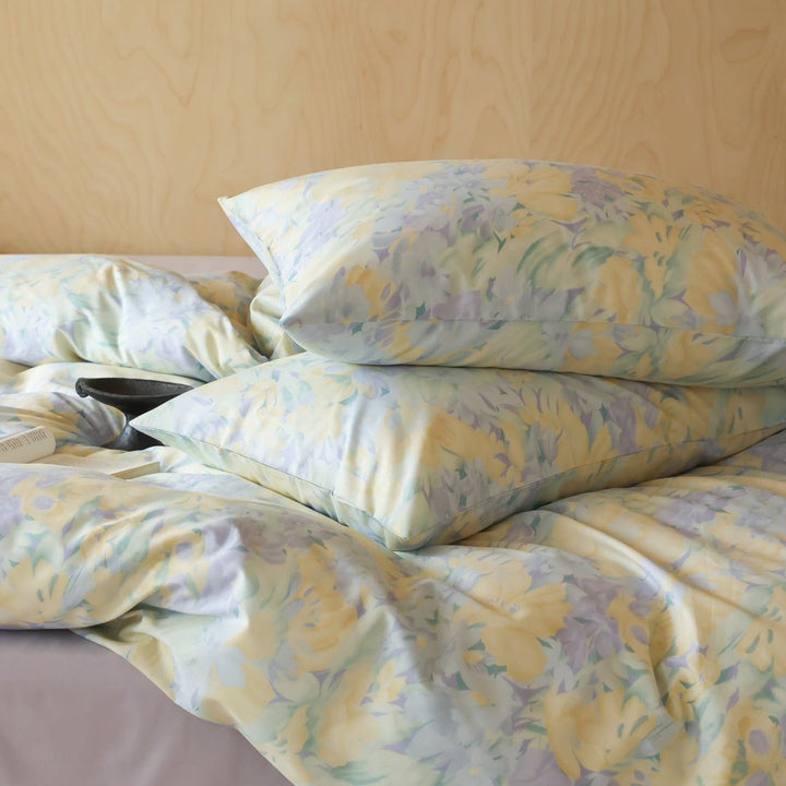 Watercolour Flower Shades Bedding Set - Bedding - Delicors
