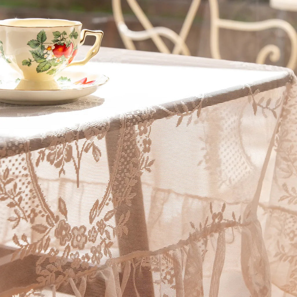 Whimsical Lace Table Cloth Delicors