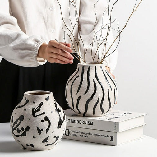 Charming Wildlife Ceramic Vase