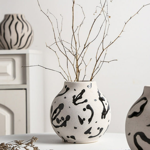 Charming Wildlife Ceramic Vase