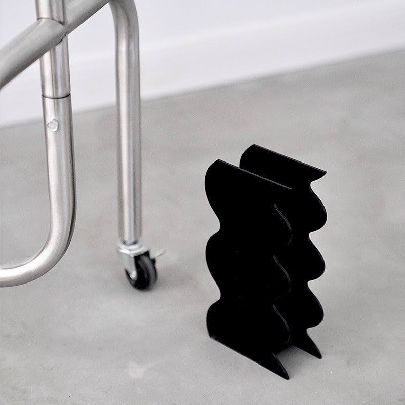 Bauhaus Dark Acrylic Vase Collection -- Delicors
