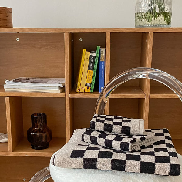 Checkered Plus Towel -Towel- Delicors
