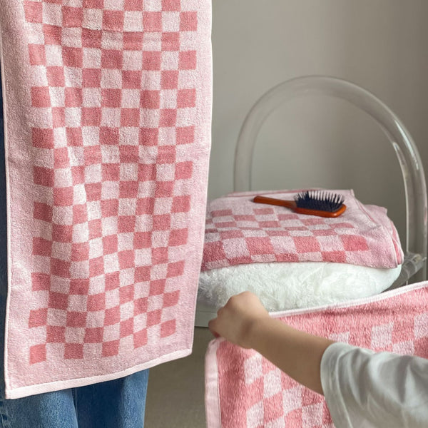 Checkered Plus Towel -Towel- Delicors