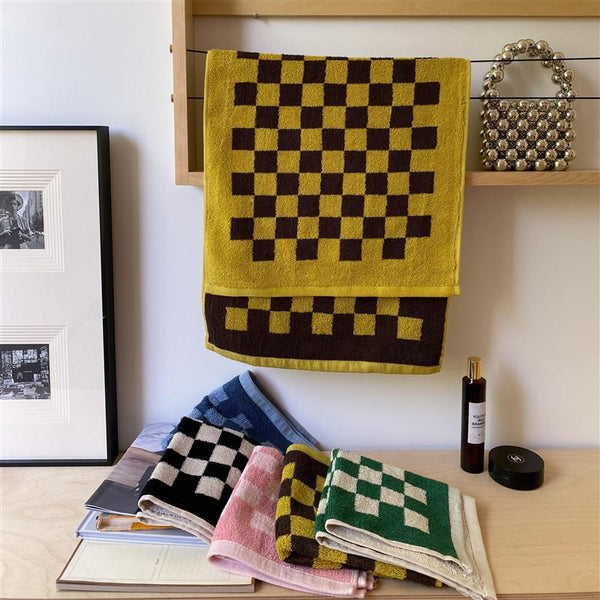 Checkered Plus Towel -Towel- Delicors