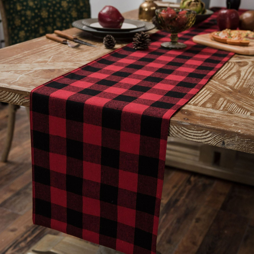 Classic Plaid Table Runner Collection -- Delicors
