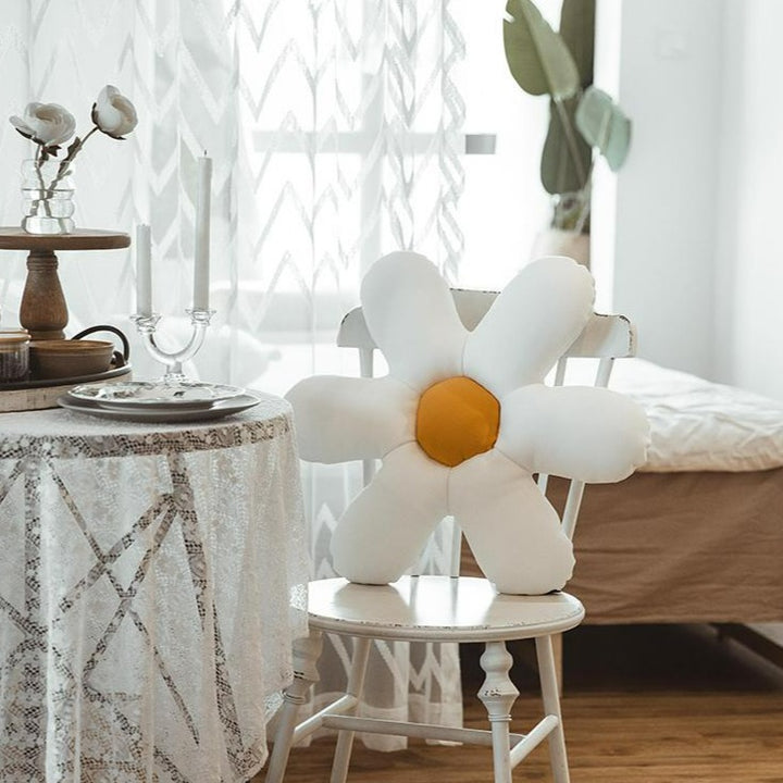 Daisy Cushion -Cushion- Delicors