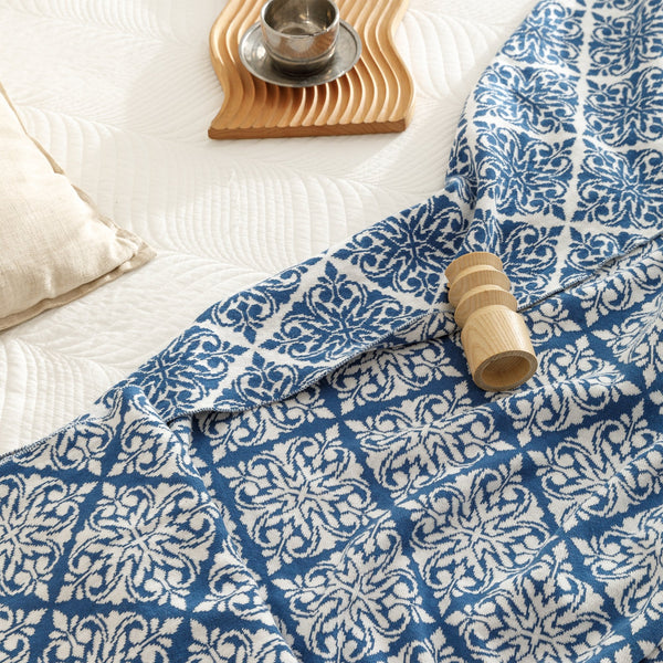 Diamond Tapestry Blanket Collection -- Delicors