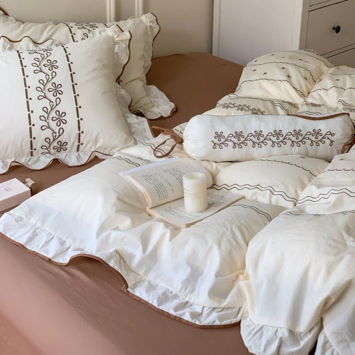 Embroidered Leaf Quilt Cover Set -Bedding- Delicors