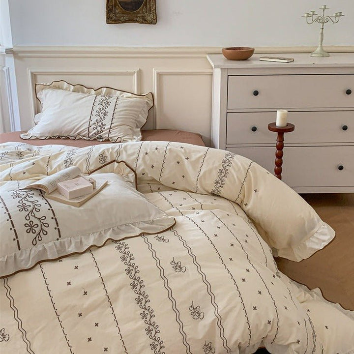 Embroidered Leaf Quilt Cover Set -Bedding- Delicors