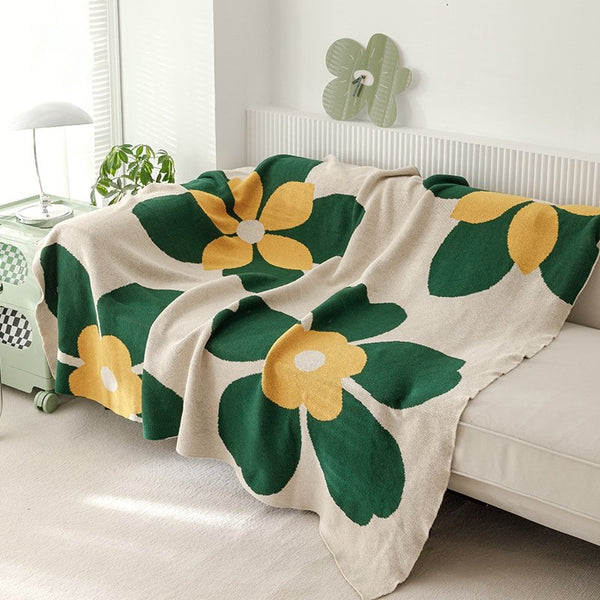 Floral Blanket -- Delicors