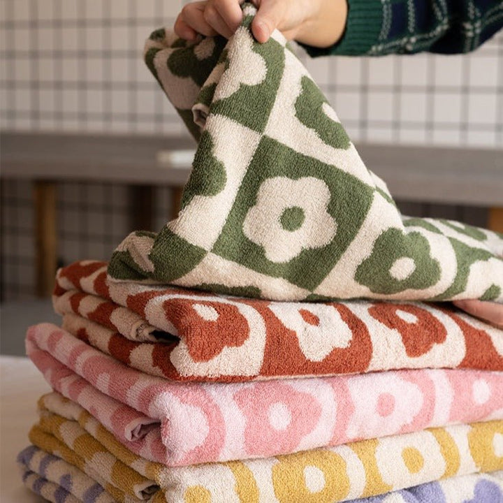 Floral Checkered Towel Collection -Towel- Delicors