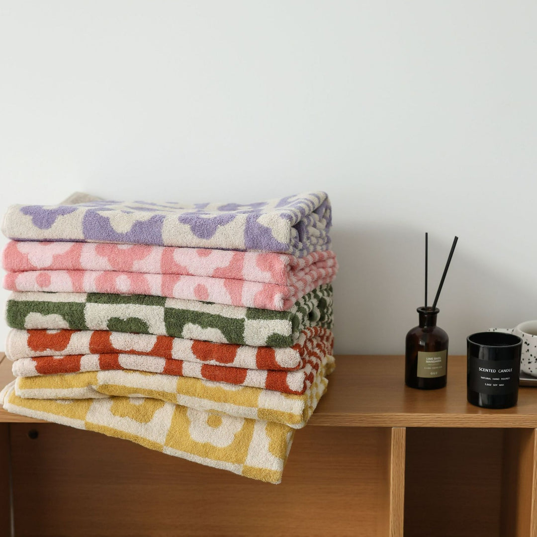 Floral Checkered Towel Collection -Towel- Delicors