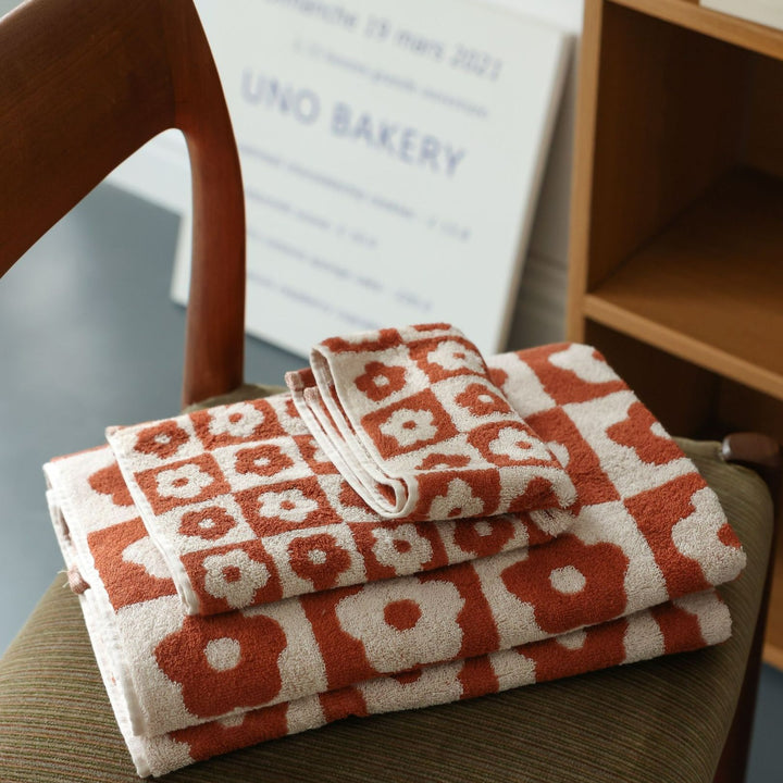 Floral Checkered Towel Collection -Towel- Delicors