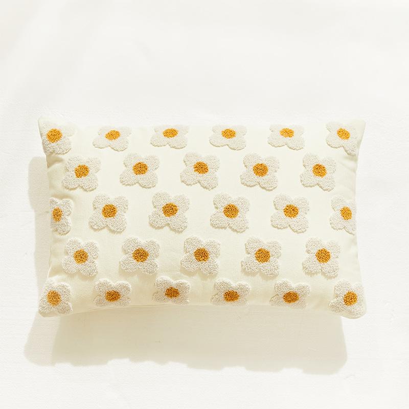Flower dance cushion -- Delicors