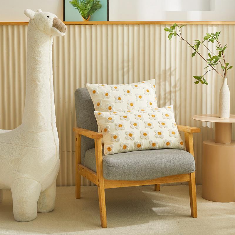 Flower dance cushion -- Delicors