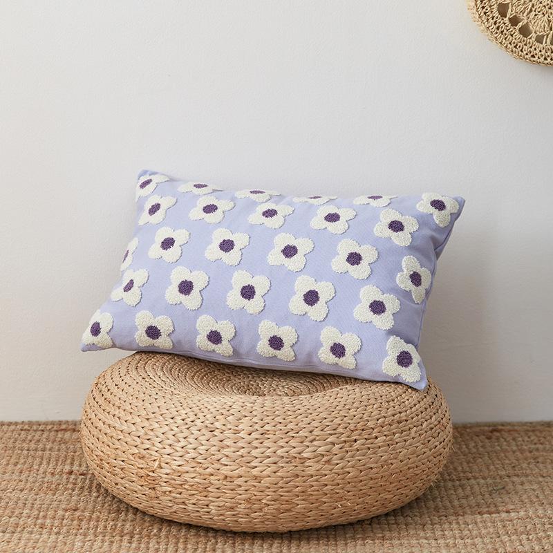 Flower dance cushion -- Delicors