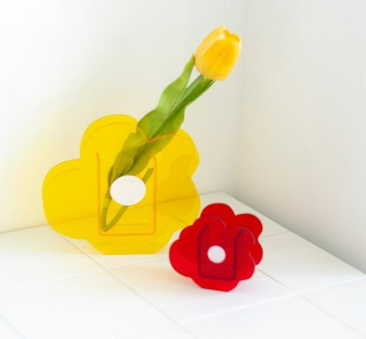 Flower Petal Transparent Acrylic Vase -- Delicors