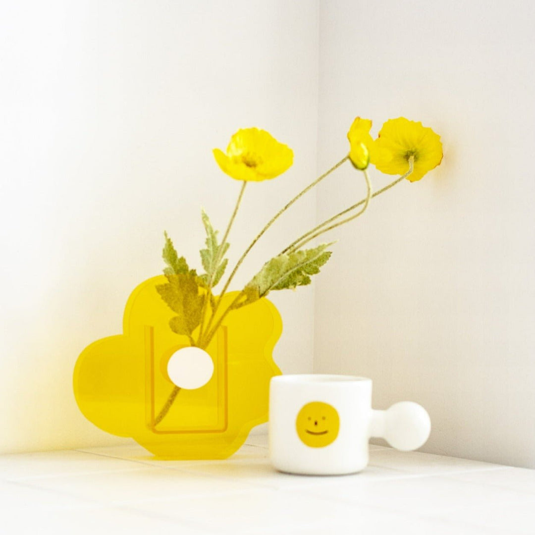 Flower Petal Transparent Acrylic Vase -- Delicors