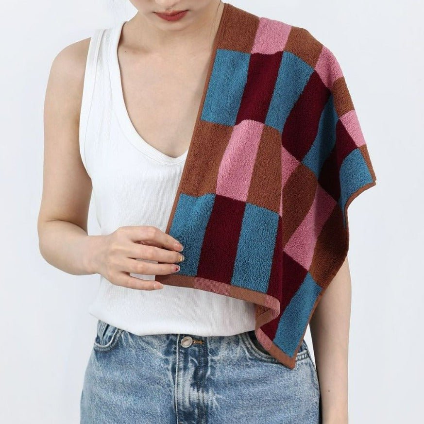 Funky Checkered Towel Set -Towel- Delicors