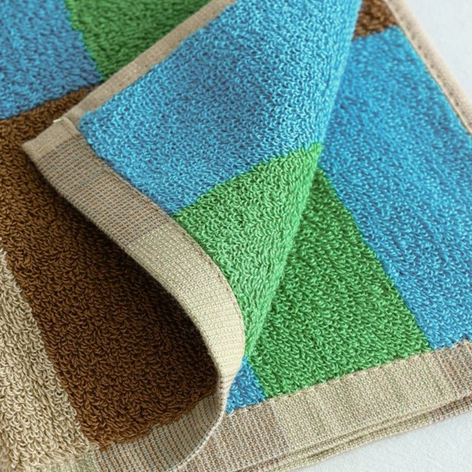 Funky Checkered Towel Set -Towel- Delicors