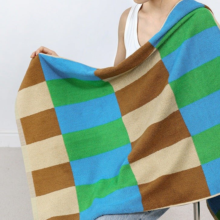 Funky Checkered Towel Set -Towel- Delicors