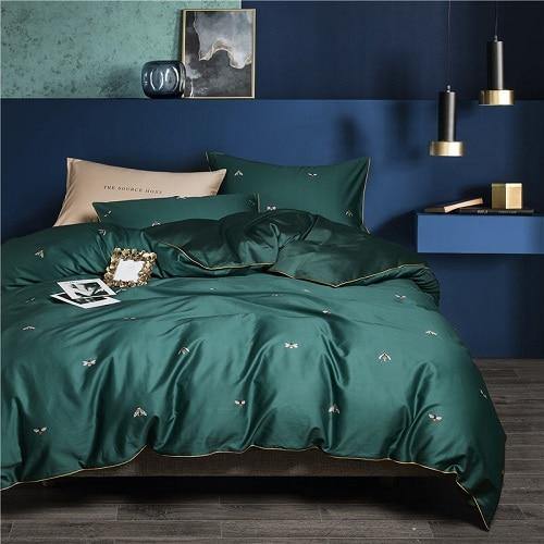 Gold Bee Bedding Set -- Delicors